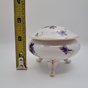 ​Vintage Norcrest Fine China Footed Trinket Box with Lid - Purple Violets Japan